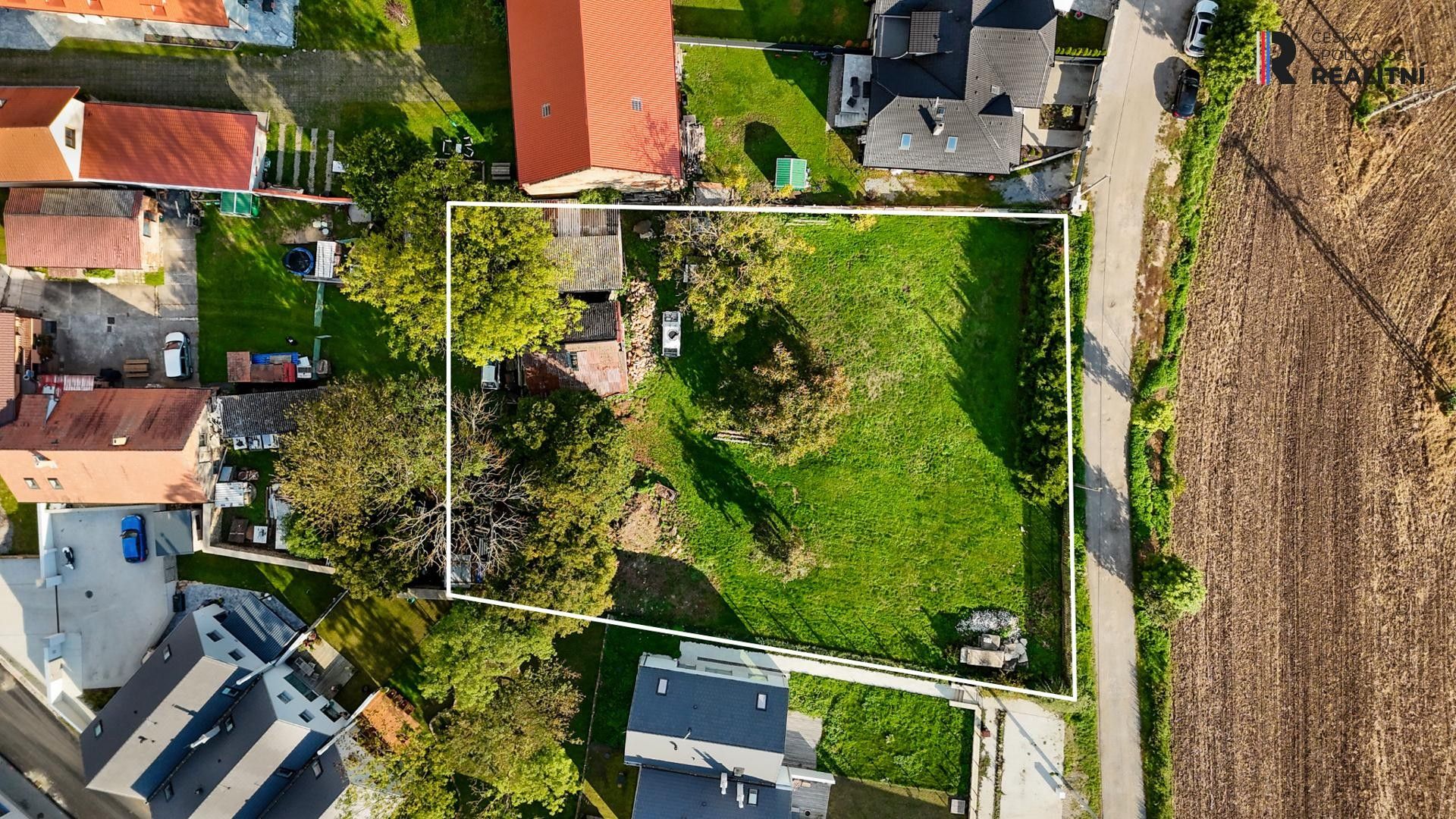 Prodej pozemek pro bydlení - Pražská, Nučice