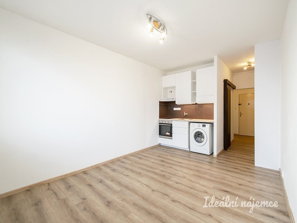 1+kk, Jabloňová, Praha, 27 m² - 2