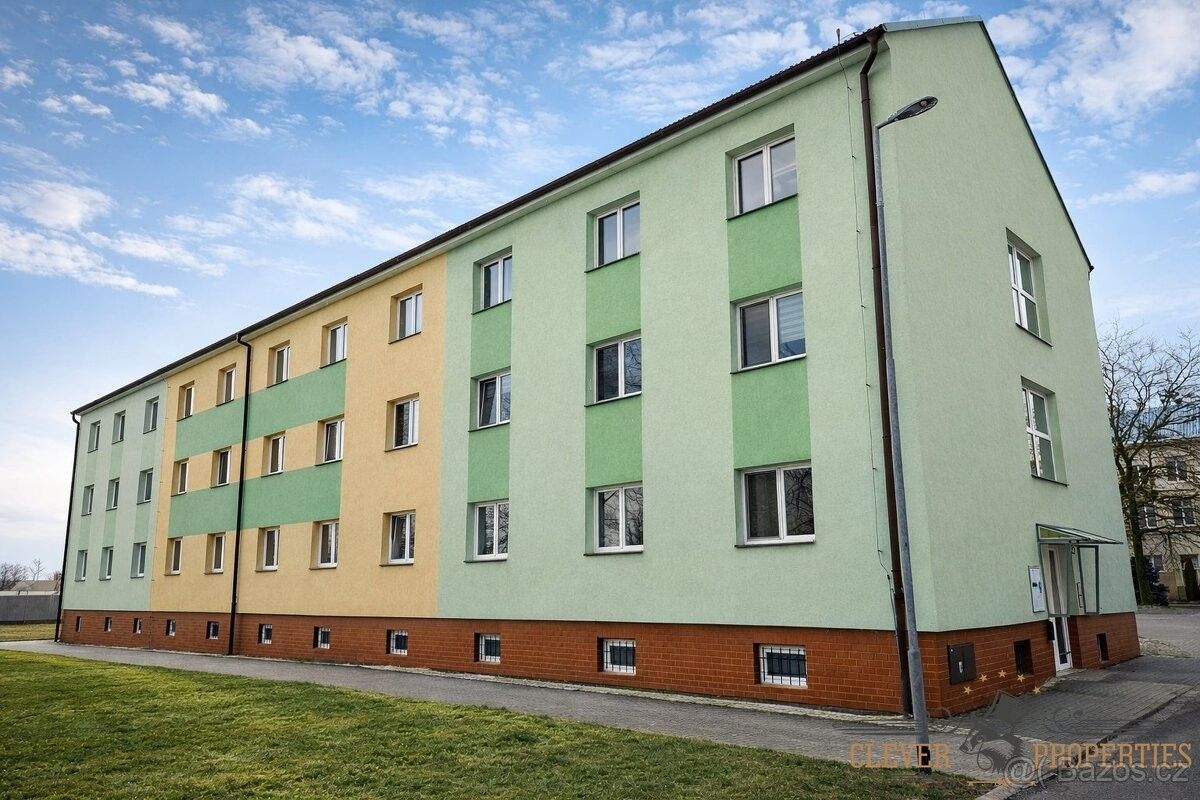 Byty, Chvaletice, 533 12