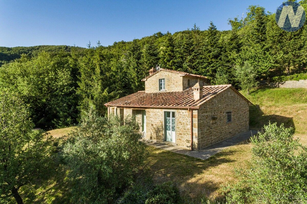 Rodinné domy, 987 66, Zahraničí