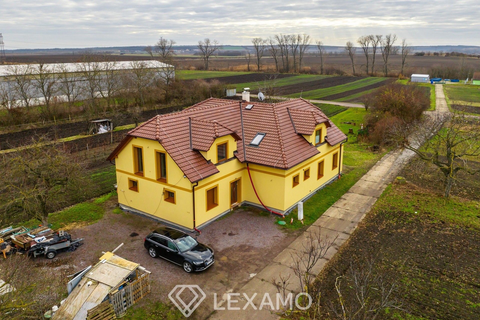 Prodej dům - Vrbovec, 295 m²