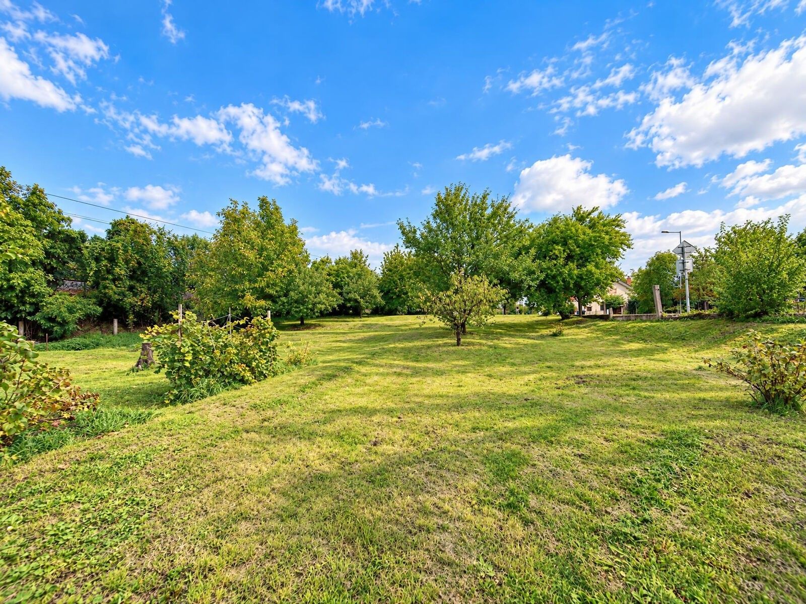 Pozemek pro bydlení · 1 273 m² · Jaroměř - 4