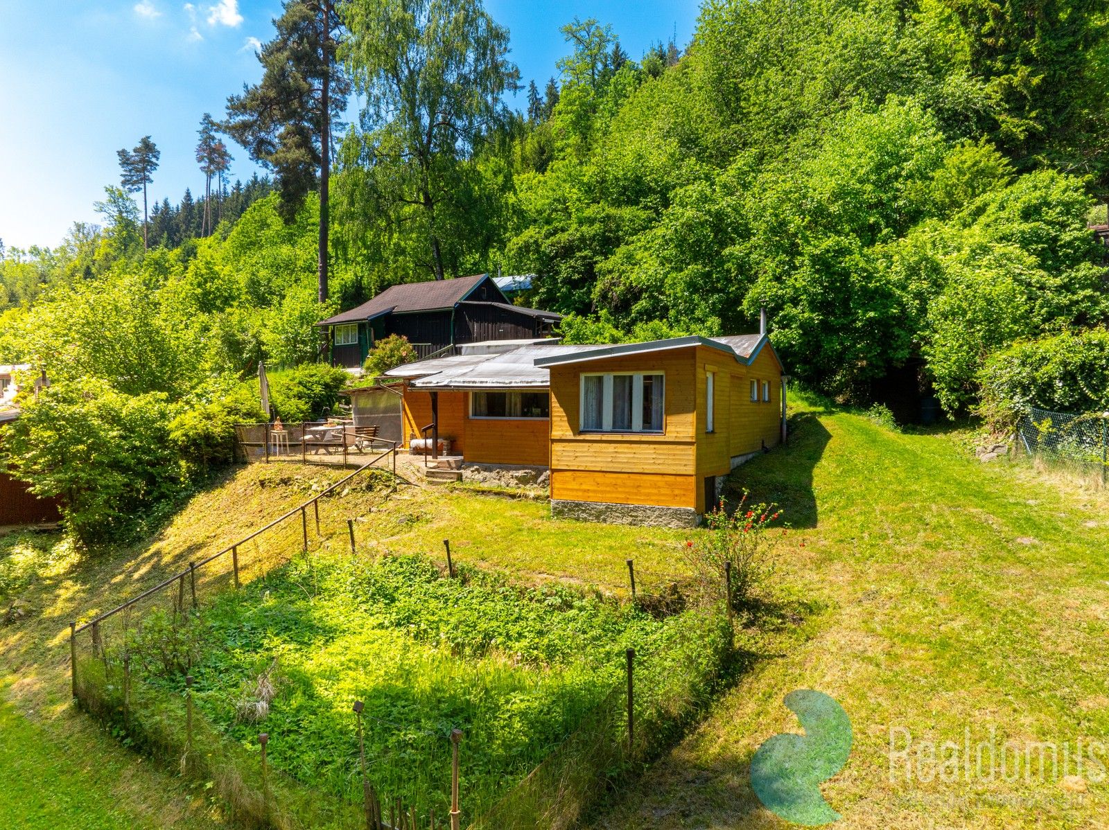 Chaty, Boršov nad Vltavou Jamné, 44 m²