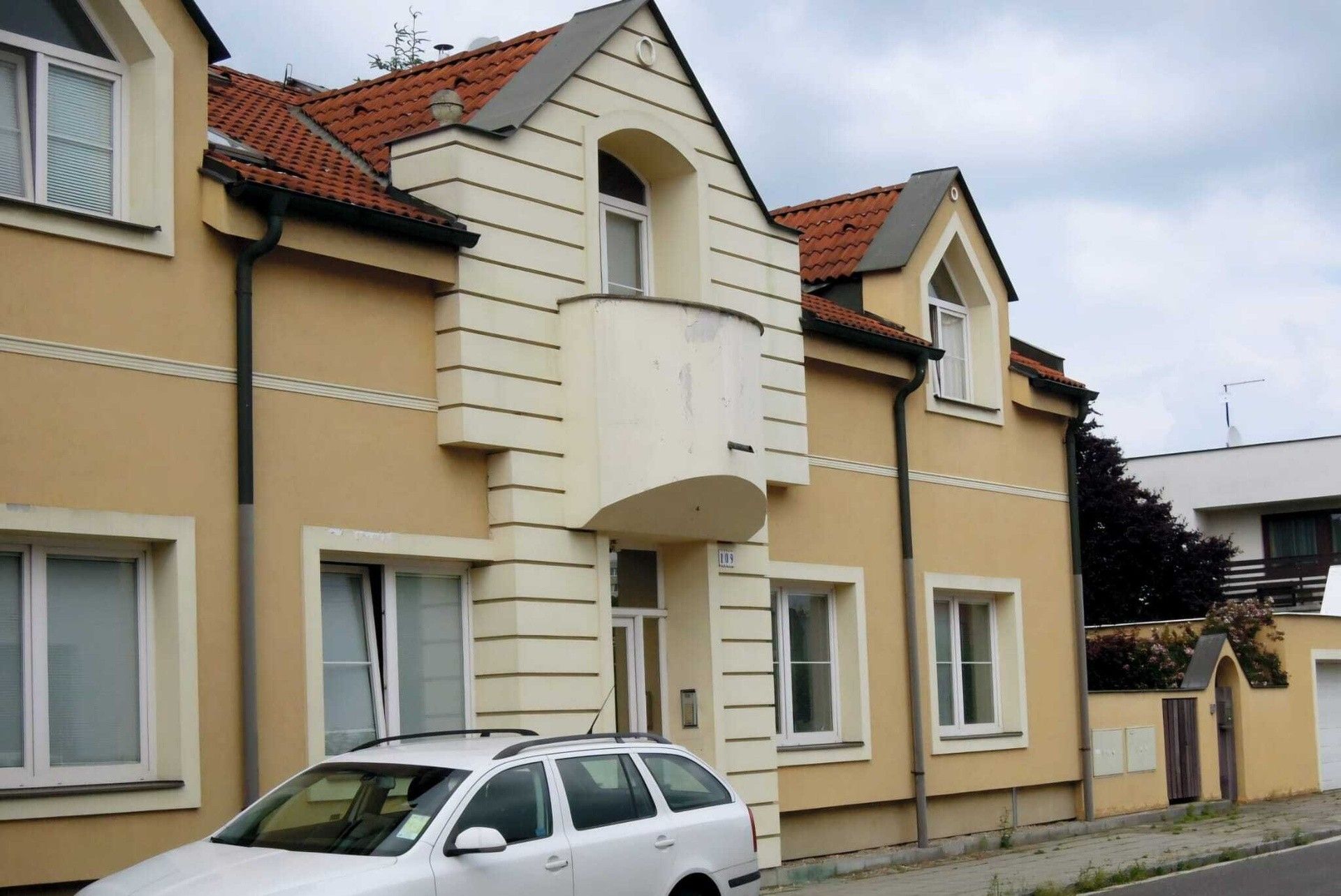 Prodej rodinný dům - Tolarova, Pardubice, 341 m²