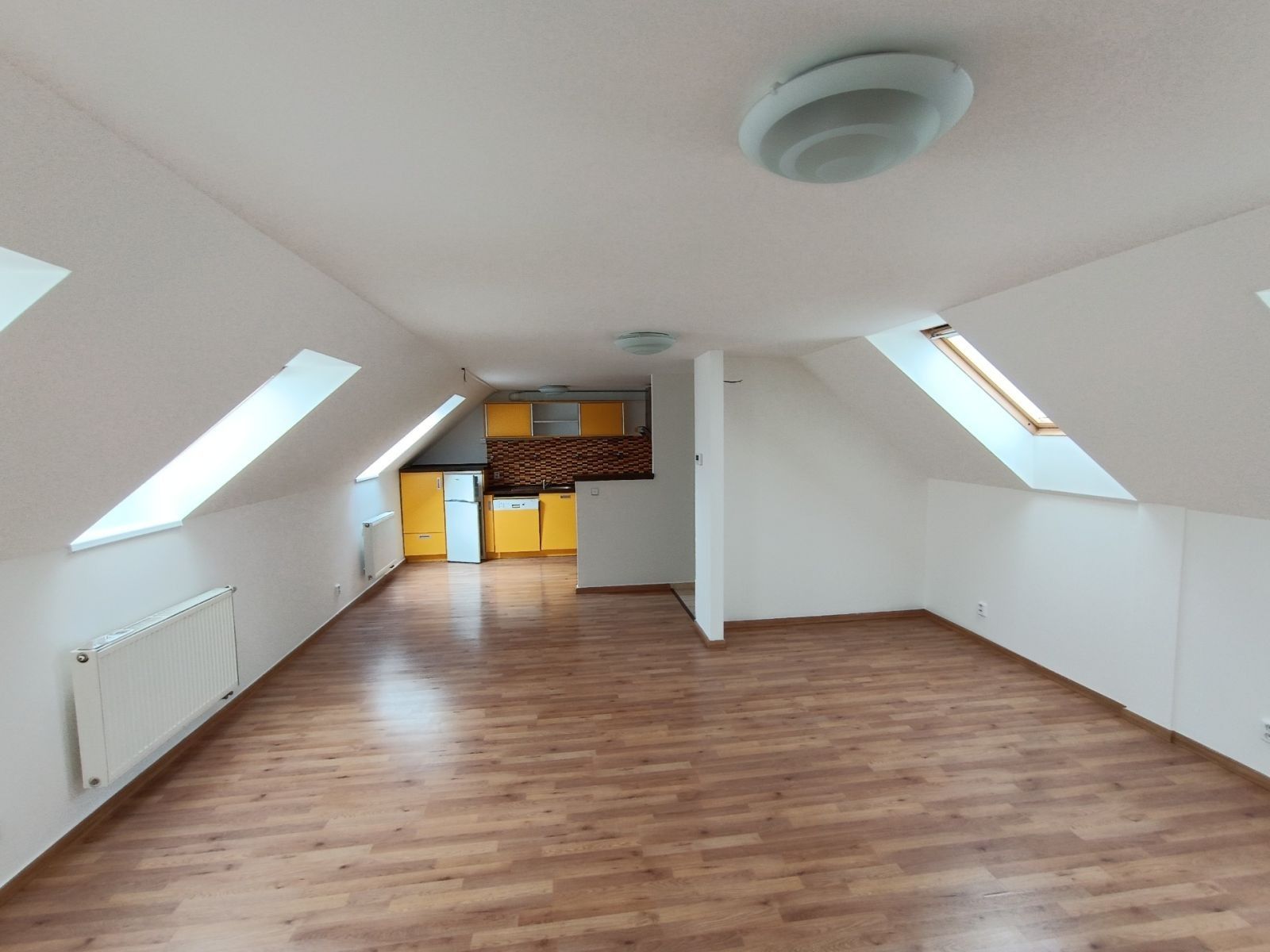 Pronájem byt 3+kk - Kučerové, Praha - Ďáblice, 86 m² - 5