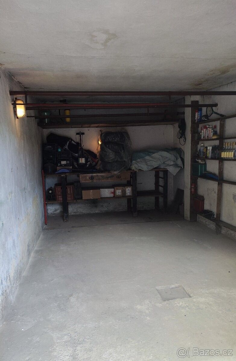 Pronájem garáž - Havířov, 736 01