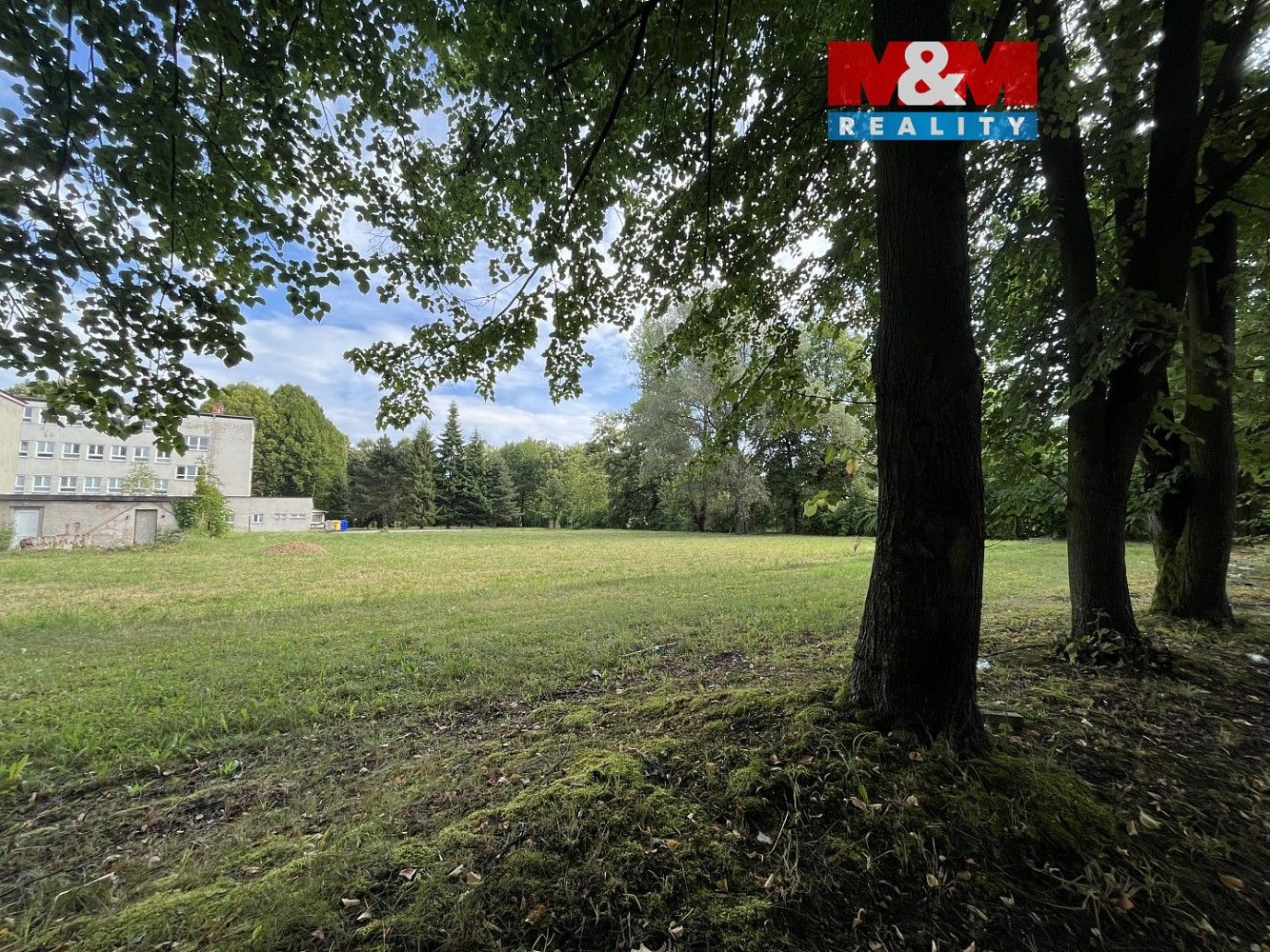 Komerční pozemek, 6 100 m²