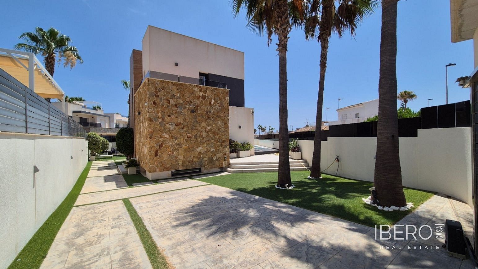 Prodej rodinný dům - Torrevieja, ES, 205 m² - 5