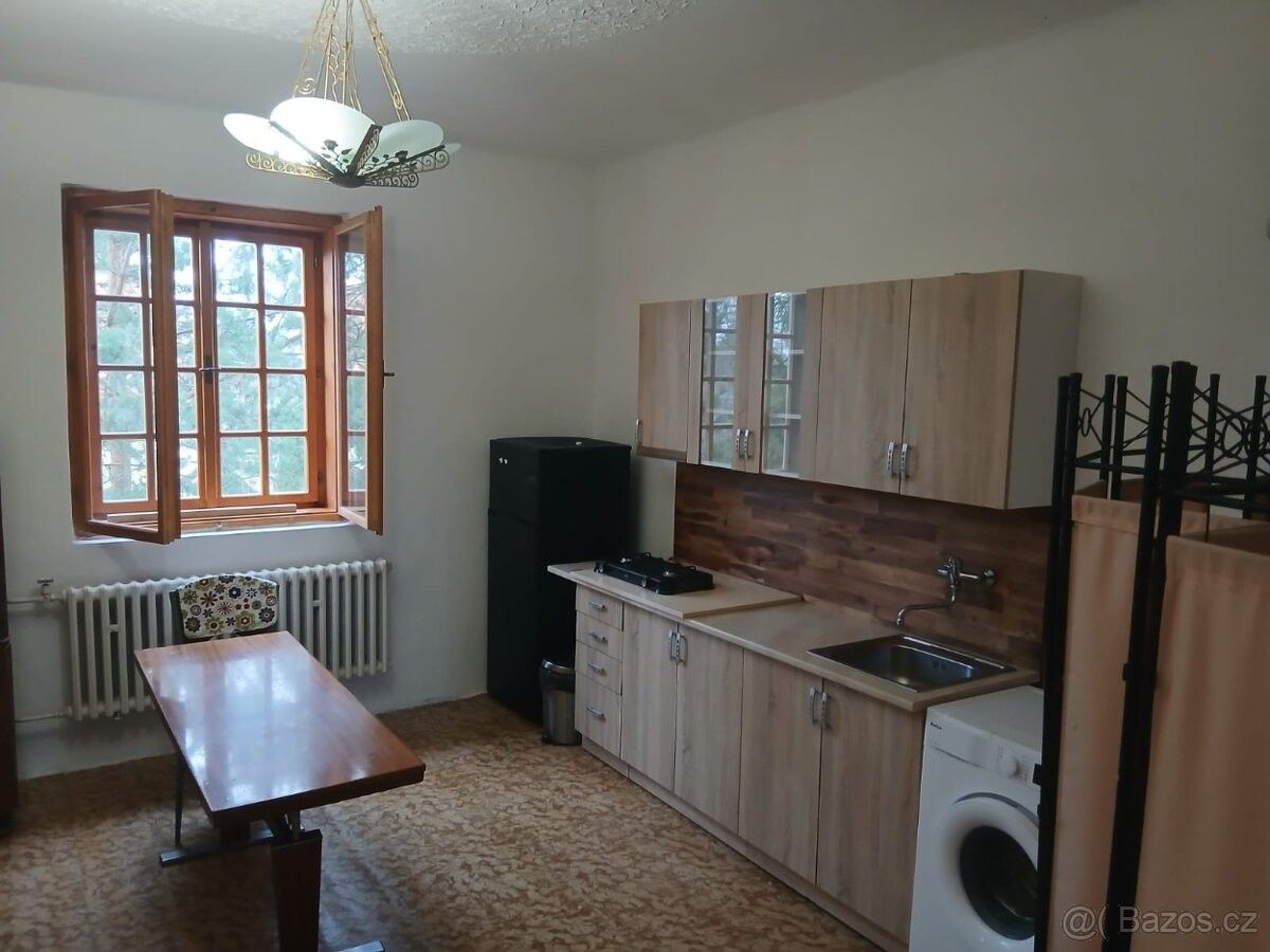 Pronájem byt - Praha, 154 00