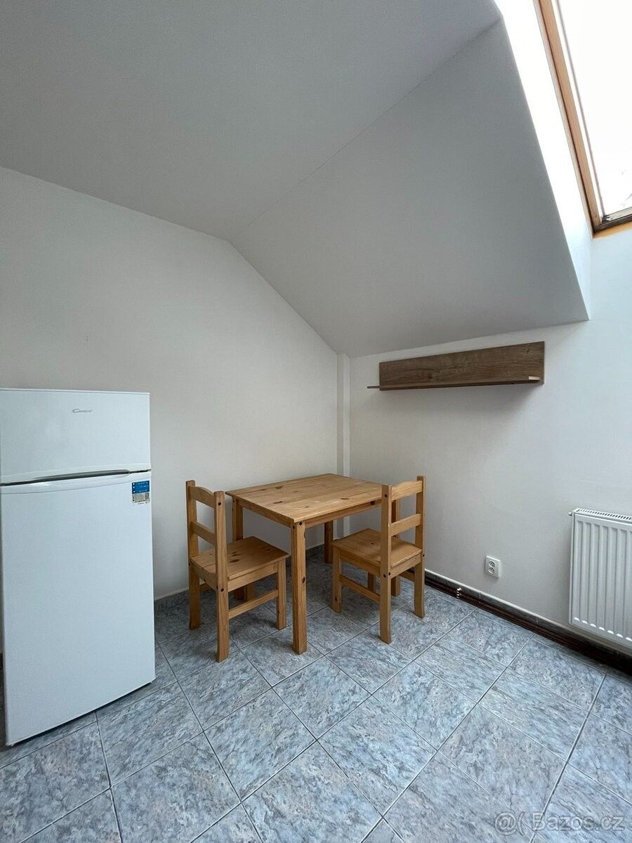 Byty, Hradec Králové, 503 01 - 1