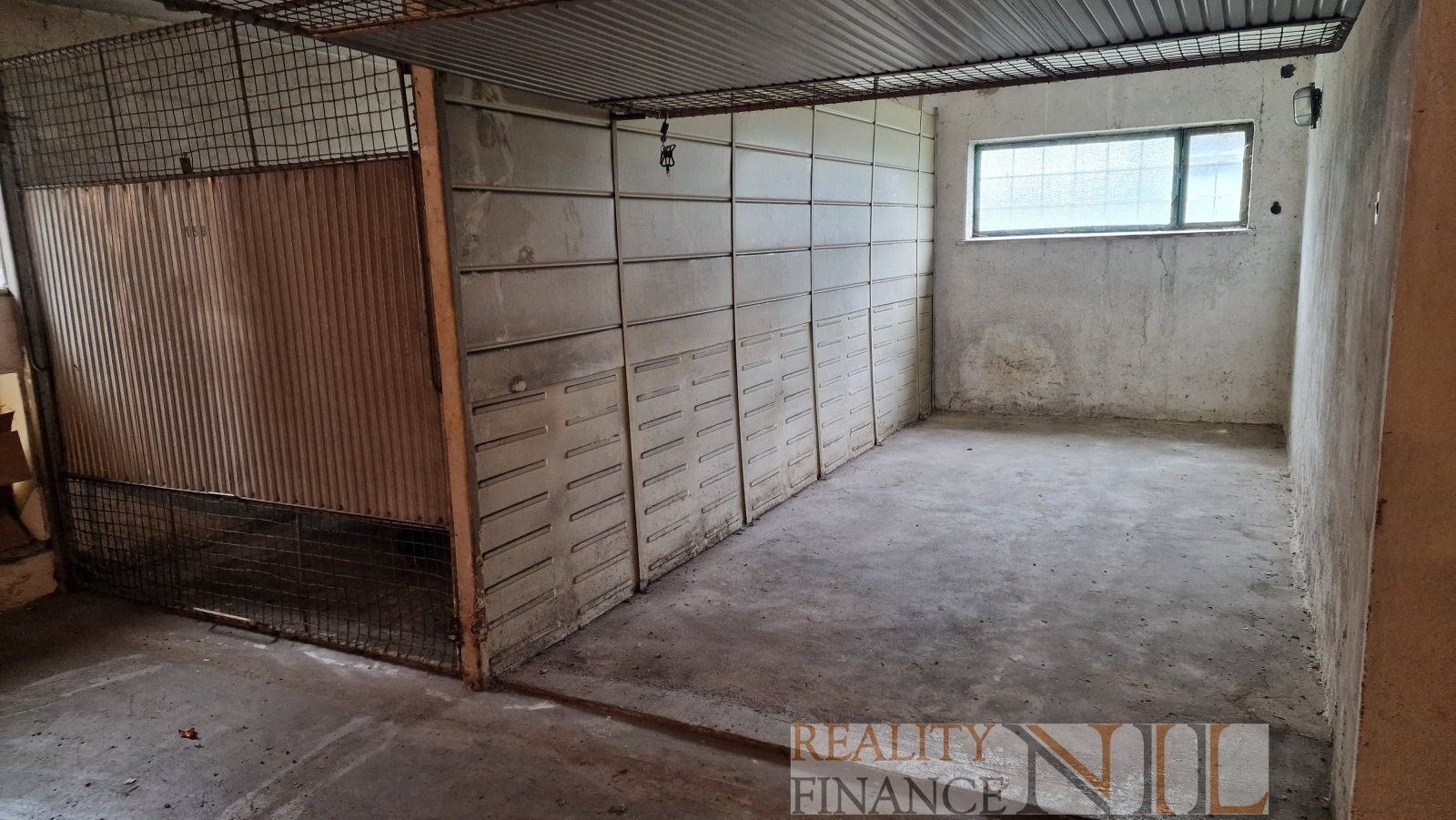 Pronájem garáž - Ke Špitálskému lesu, Plzeň, 15 m²