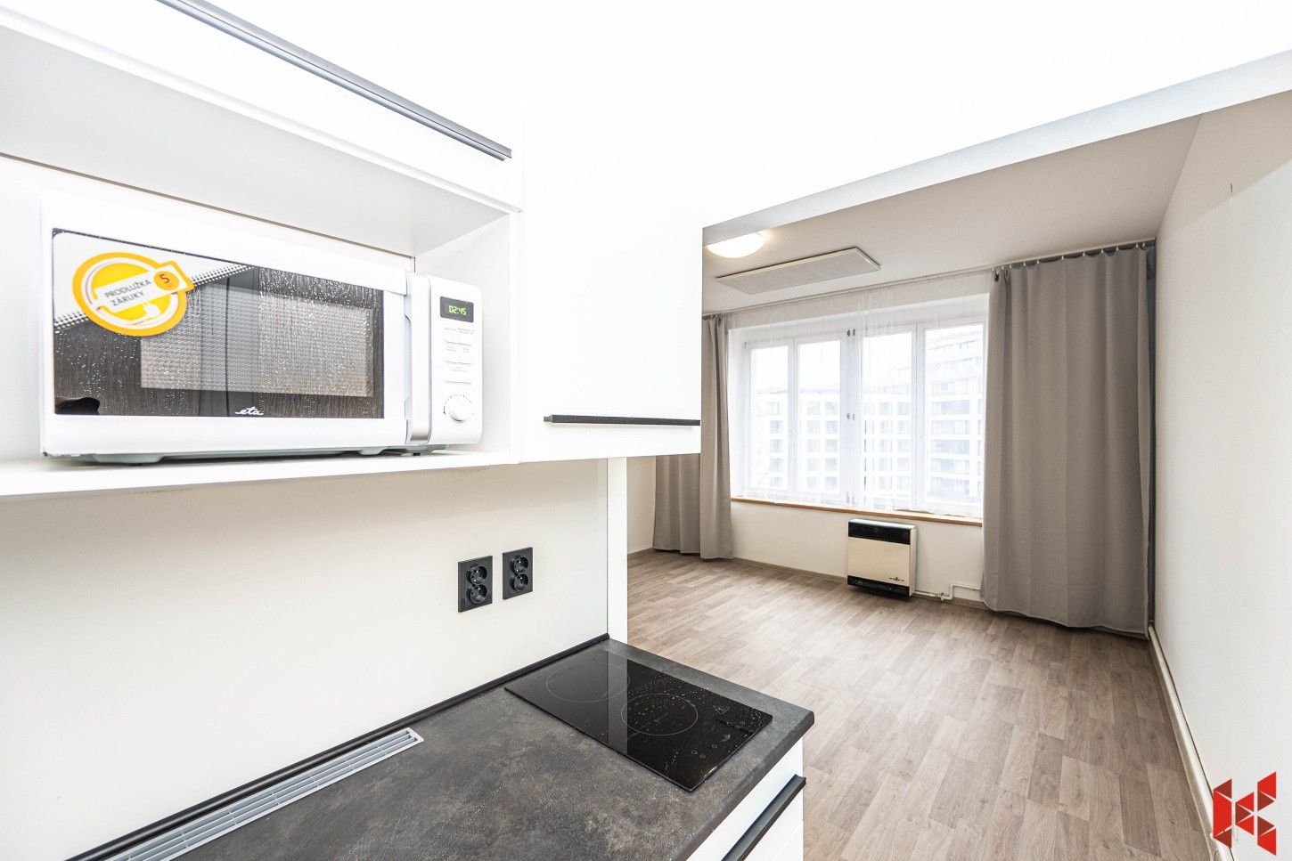 1+kk, Rooseveltova 892, Praha, 30 m²