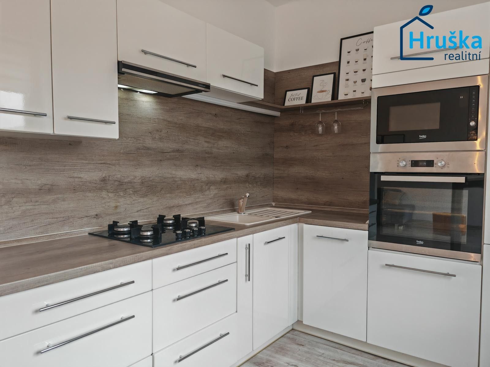 Pronájem byt 2+kk - 1. máje, Havířov, 50 m²