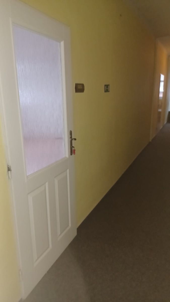 Obchodní prostory, Pod Hájem, Králův Dvůr - Králův Dvůr, Středočeský kraj, 25 m² - 2