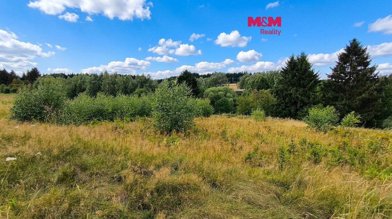 Louka, 748 m²