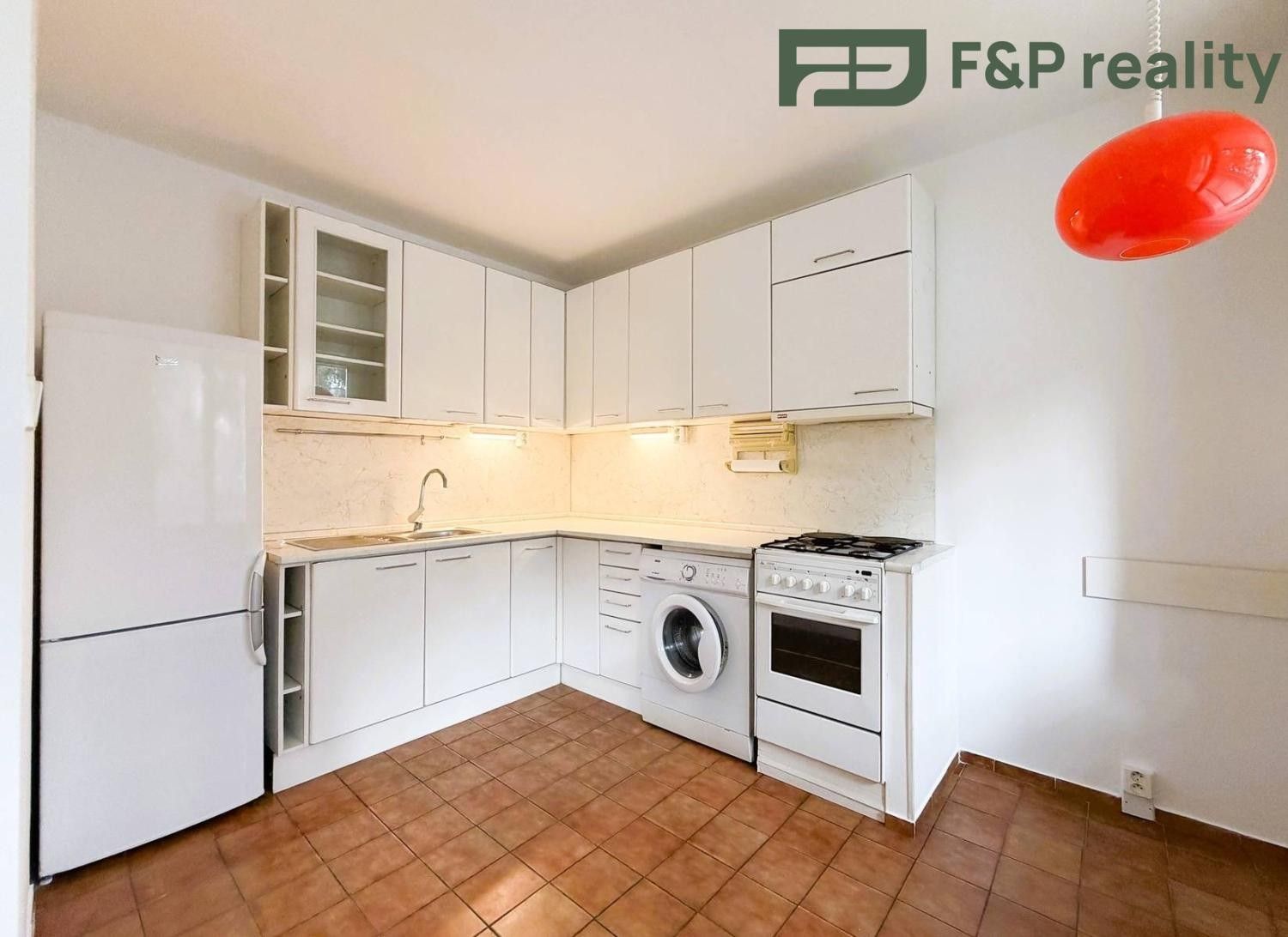 Prodej byt 4+1 - Mimoňská, Praha, 75 m²