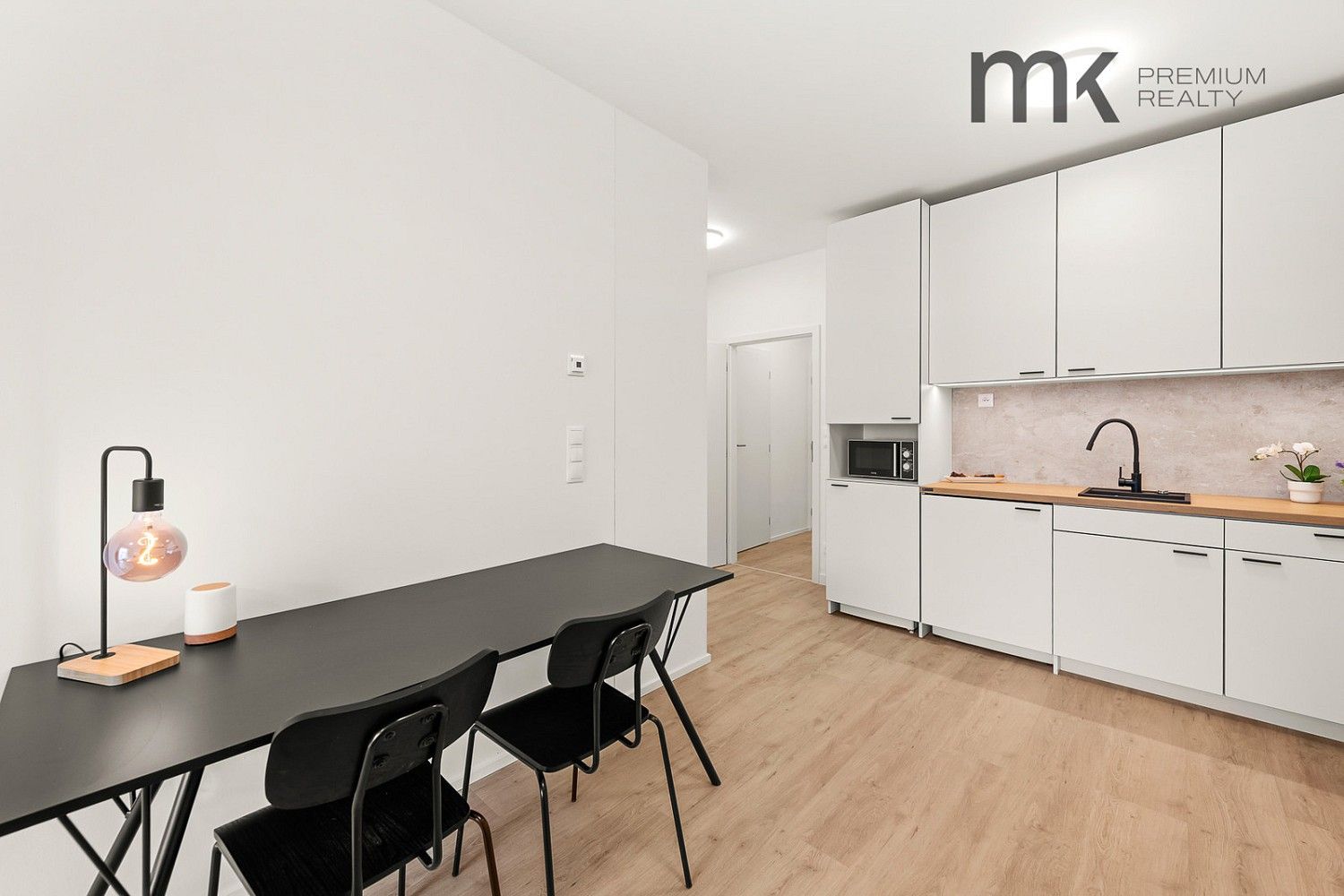 Pronájem byt 1+kk - Na bitevní pláni, Praha 4 - Nusle, 30 m² - 2