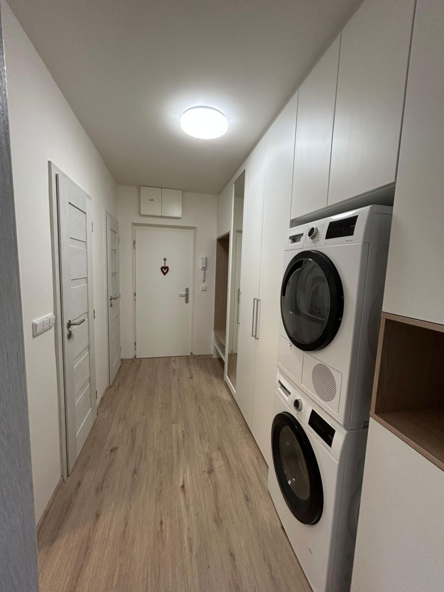 Byt 2+1 · 51 m² · V Úžlabině, Praha - Strašnice - 4