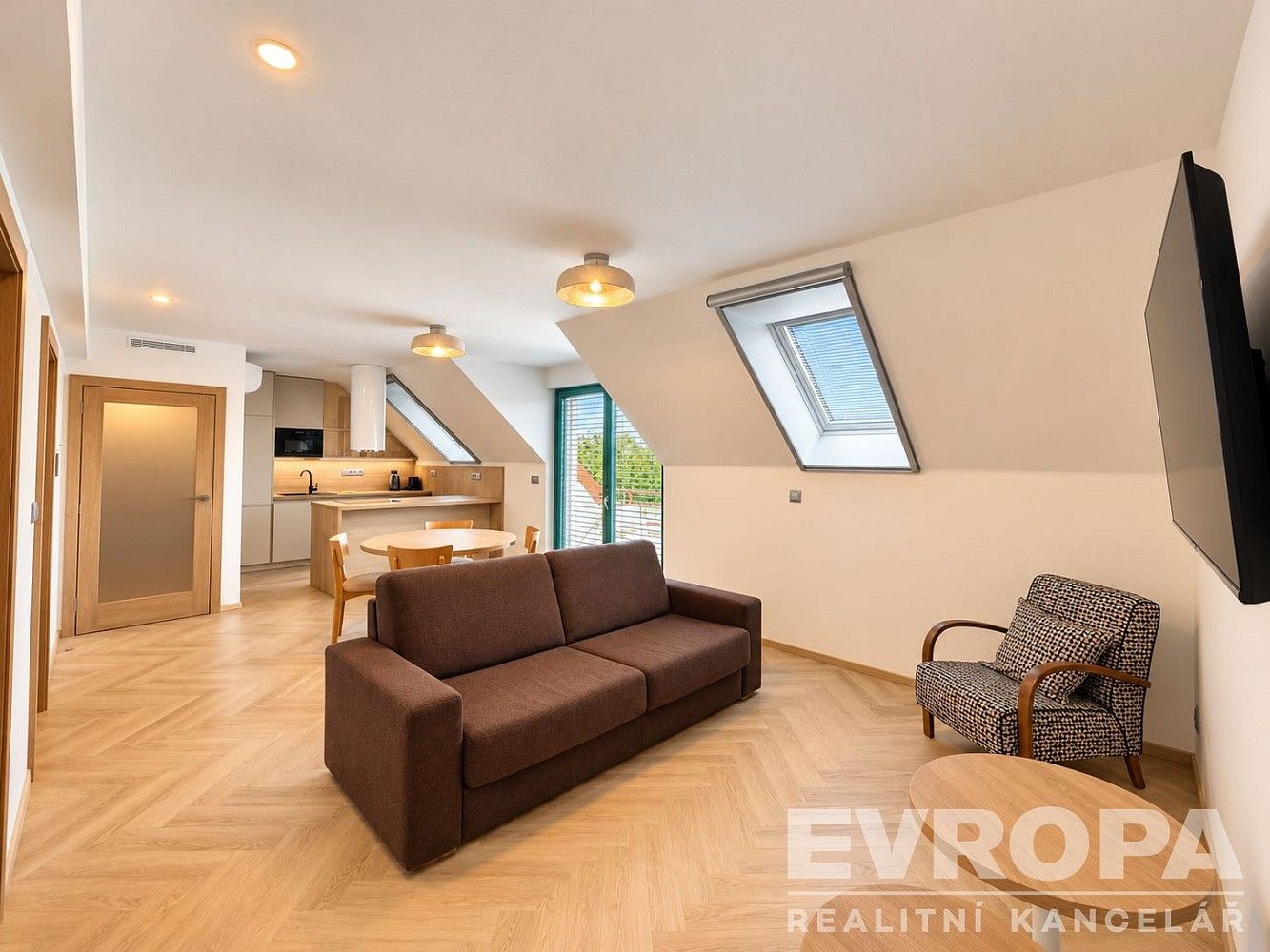 Pronájem byt 3+kk - Na Zahradách, Lednice, okres Břeclav, 65 m² - 5