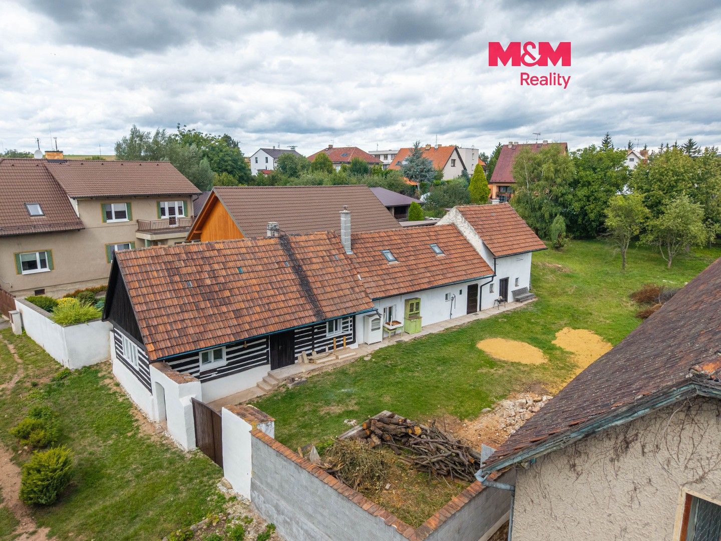 Chalupy, Masarykovo nám., Lužná, 165 m² - 2