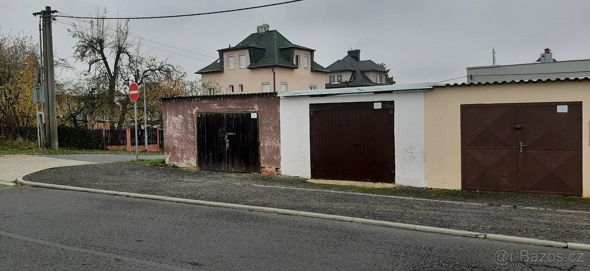 Garáže, Cheb, 350 02