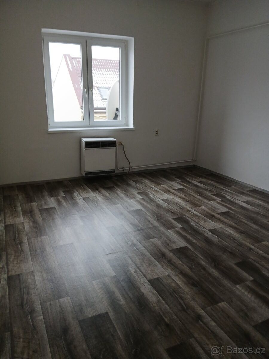 Pronájem byt - Ostrava, 702 00