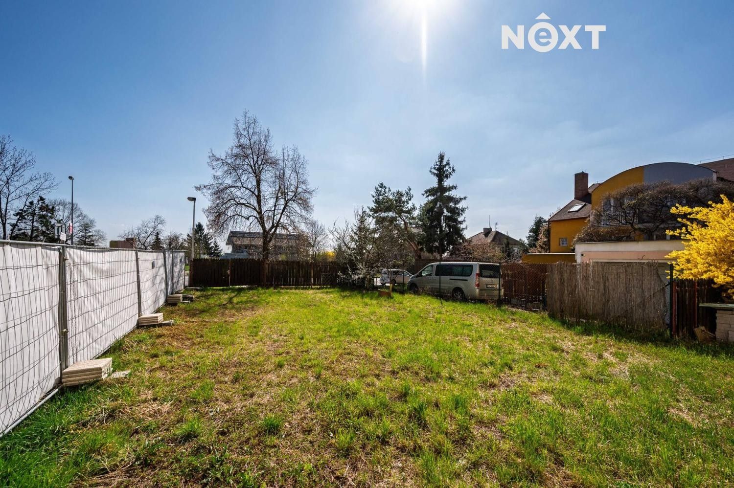 Prodej pozemek pro bydlení - Pelušková, Praha