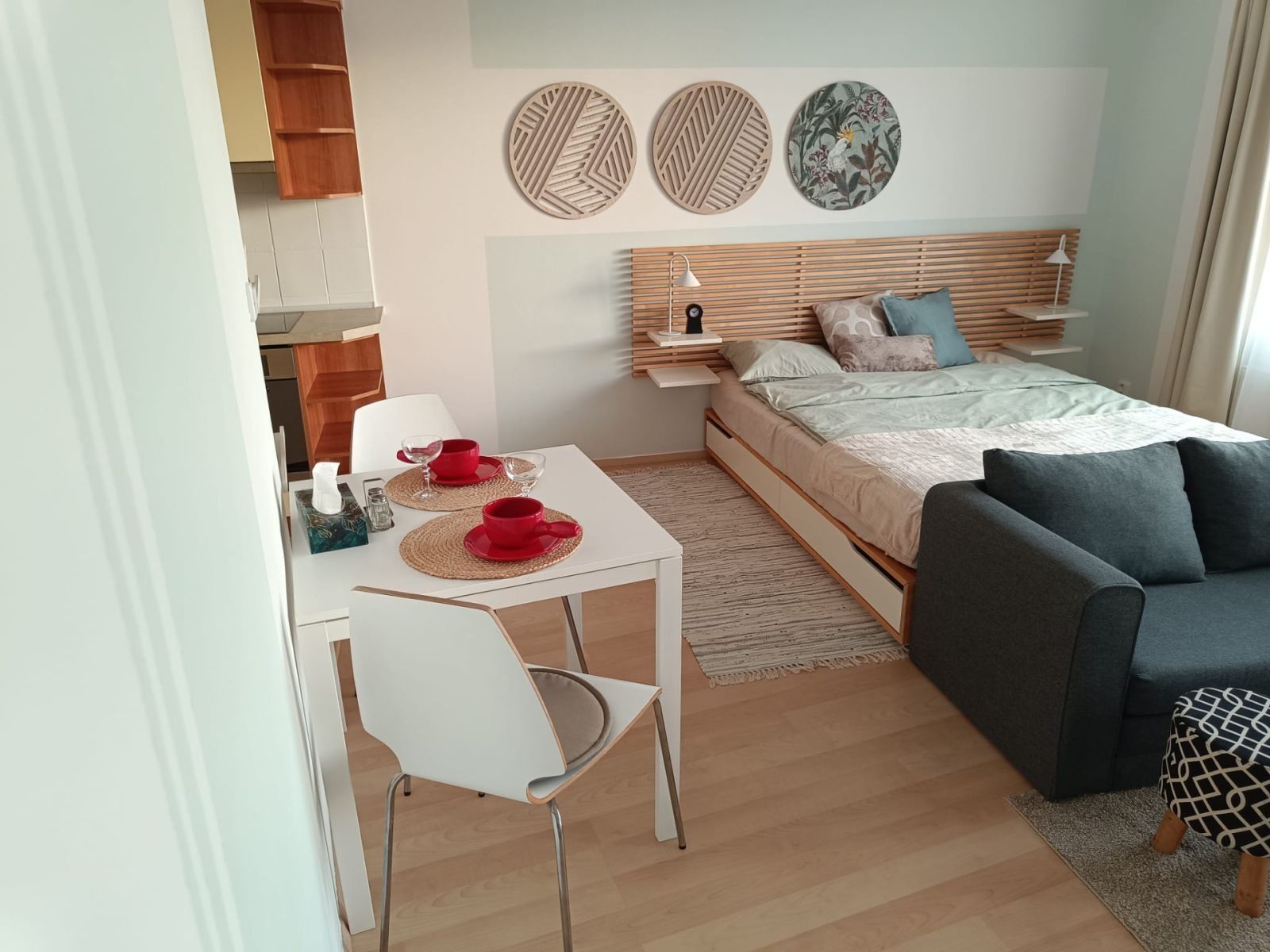 1+kk, Nademlejnská, Praha - Hloubětín, 45 m² - 2
