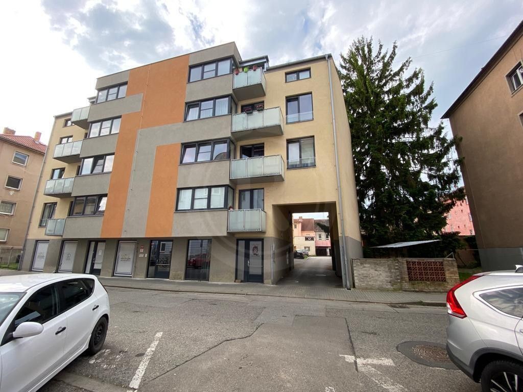 Pronájem ostatní - Klavíkova, České Budějovice, 15 m²