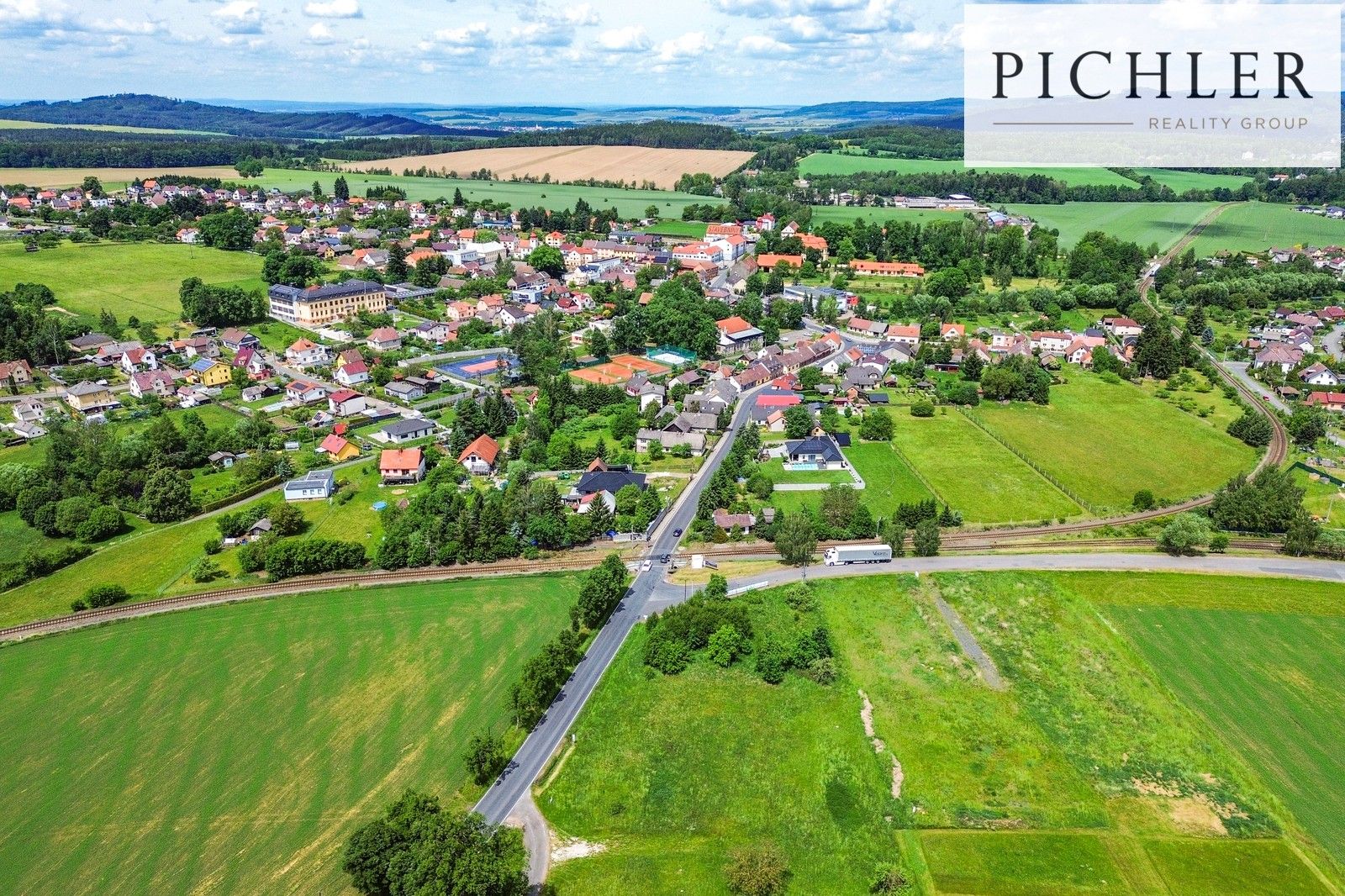 Pozemek pro bydlení · 2 195 m² · Mirošov - 2