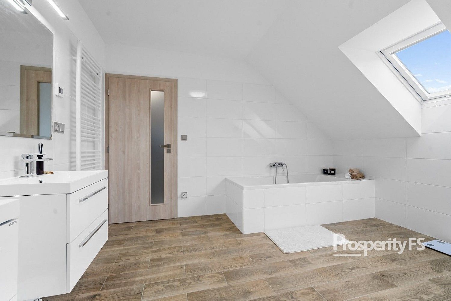 Prodej rodinný dům - Knínice, okres Blansko, 176 m² - 5