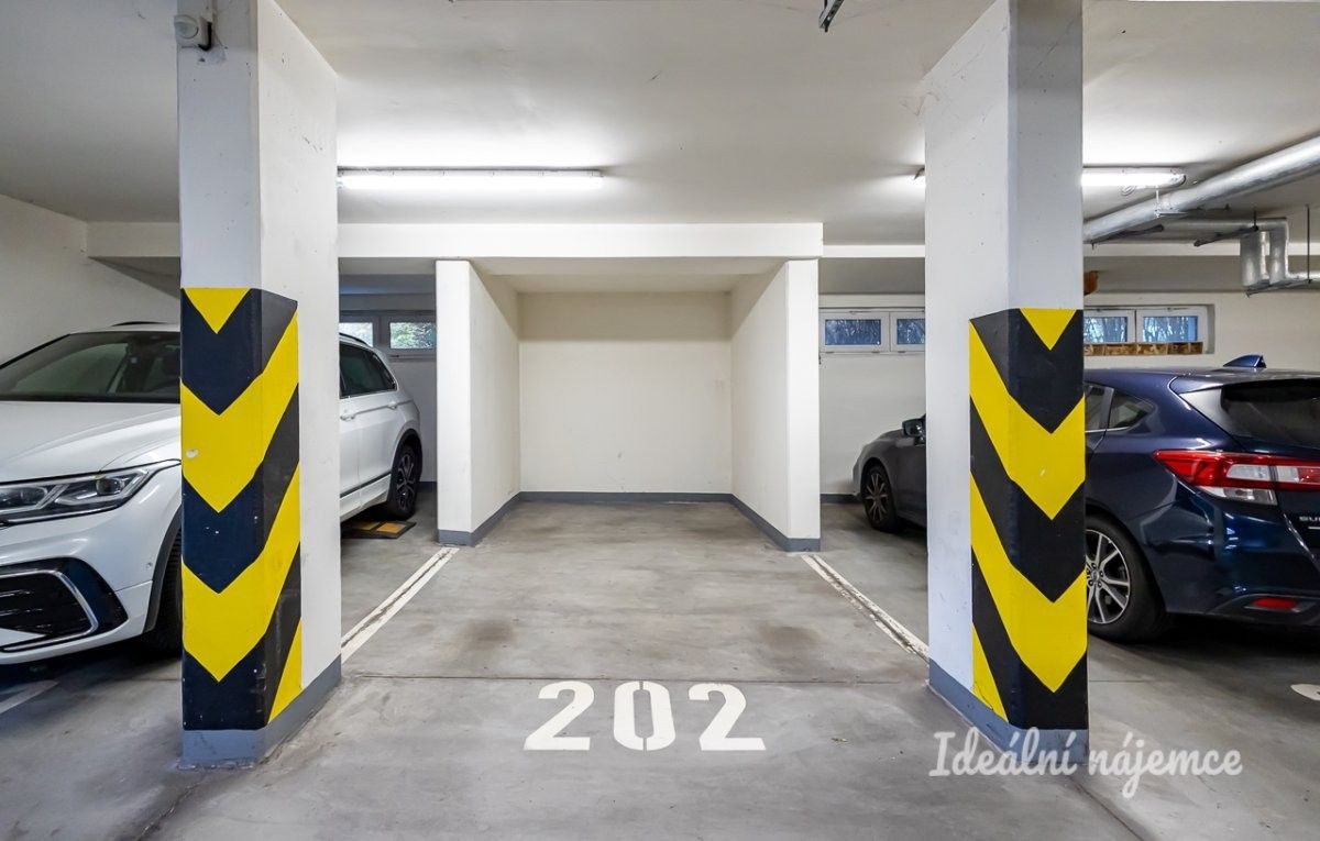 Byt 1+kk · 28 m² · Velké Kunratické, Praha - 3