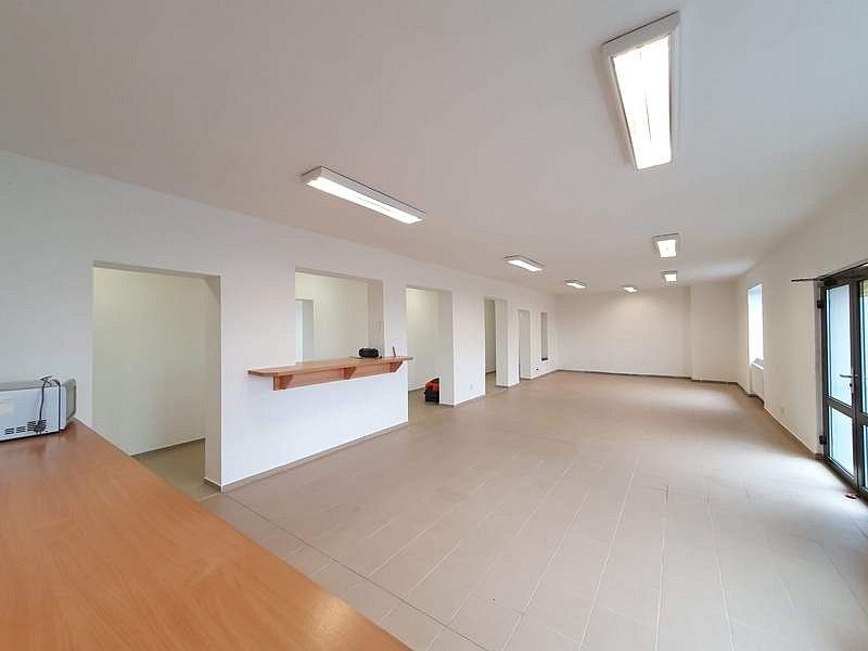 Pronájem obchodní prostory - Tovačov - Tovačov I-Město, okres Přerov, Olomoucký kraj, 237 m² - 1