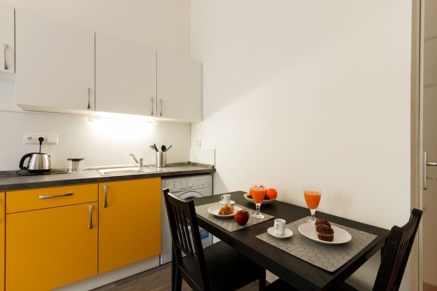 1+kk, Víta Nejedlého, Praha - Žižkov, 300 m² - 2