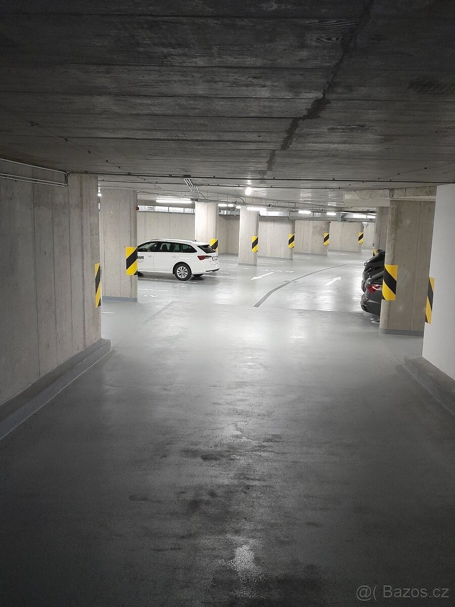Pronájem garáž - Praha, 155 00