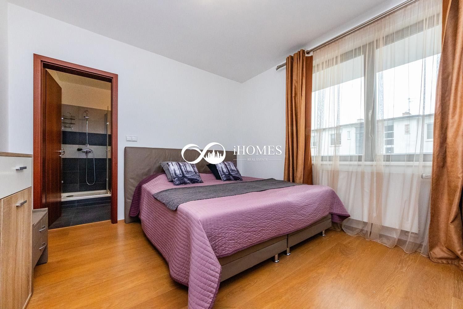 Pronájem byt 3+kk - Jindřicha Plachty, Praha, 115 m² - 5