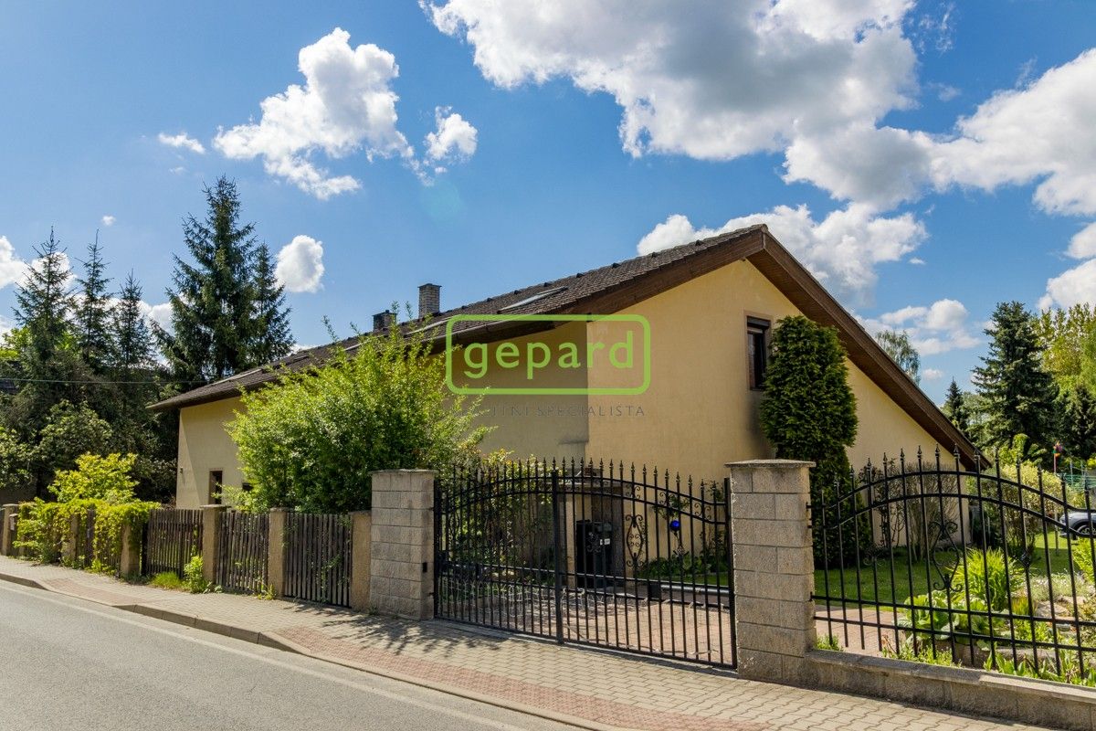 Rodinný dům, 330 m²