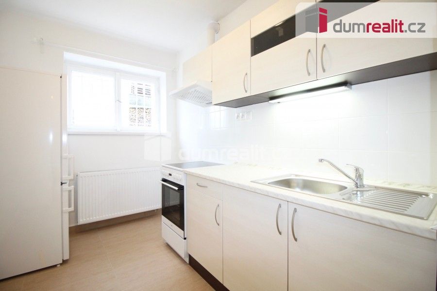 2+1, Plánická, Praha, 60 m²