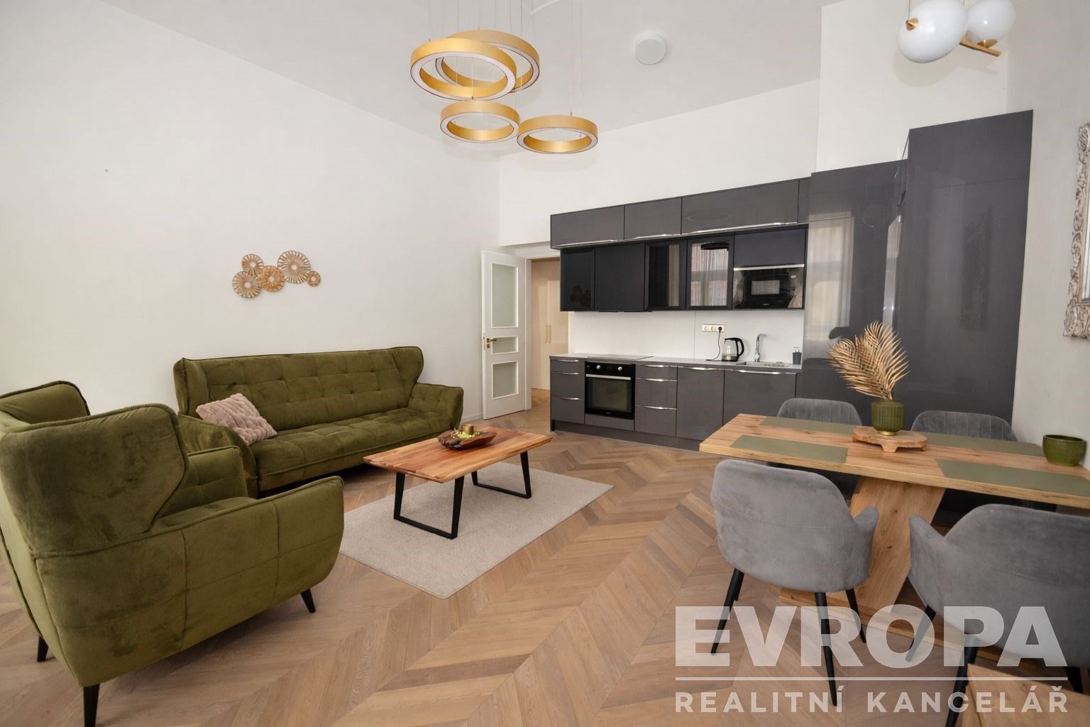 Pronájem byt 2+kk - U Zvonařky 358, Praha, 69 m²