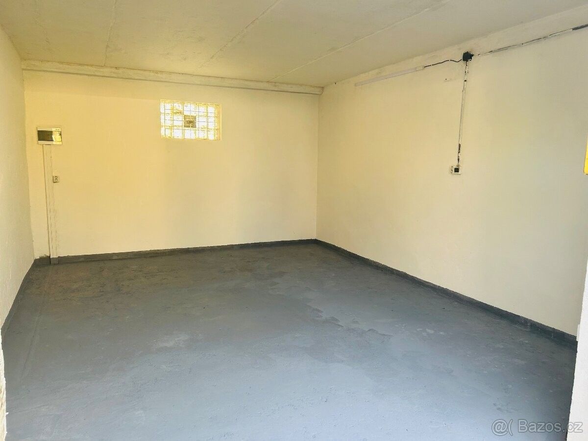 Garáže, Litvínov, 436 01