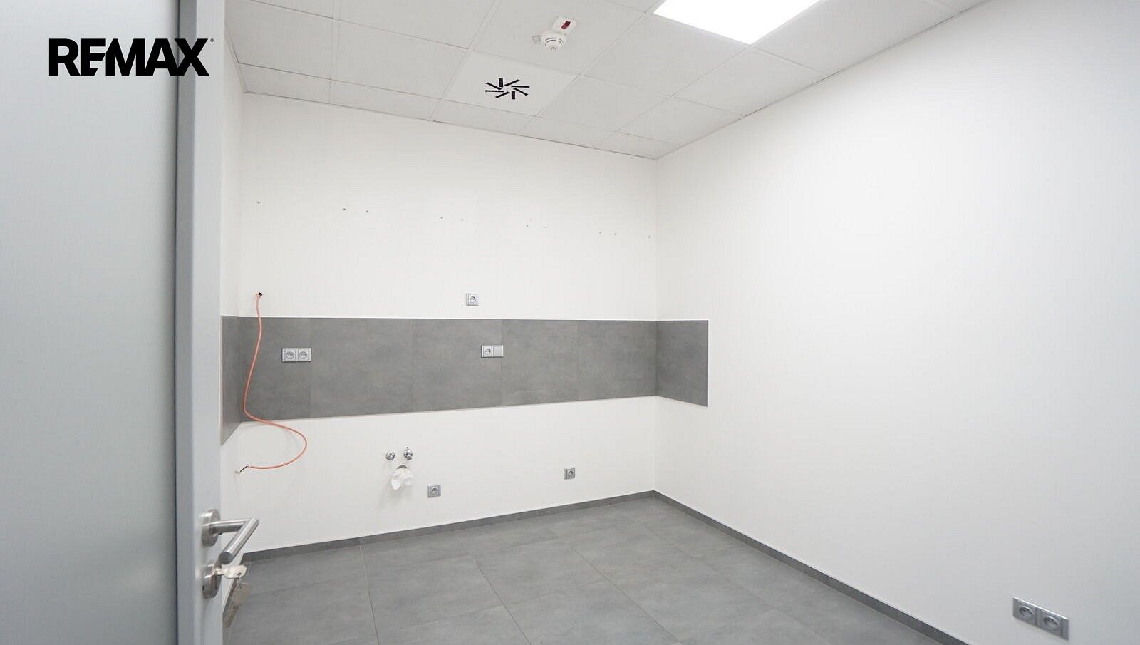 Kancelář · 200 m² · Praha - Vysočany, okres Praha 9, Hlavní město Praha - 4