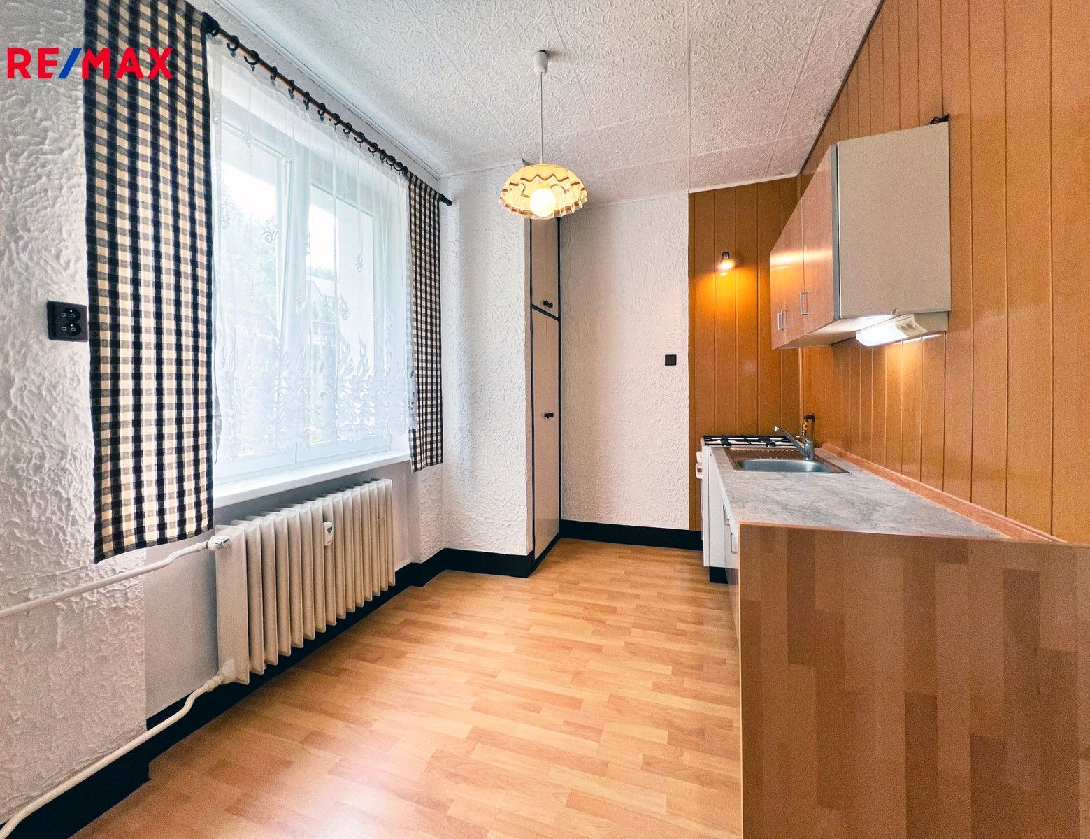 2+1, Pohraniční stráže, Kraslice, 49 m²