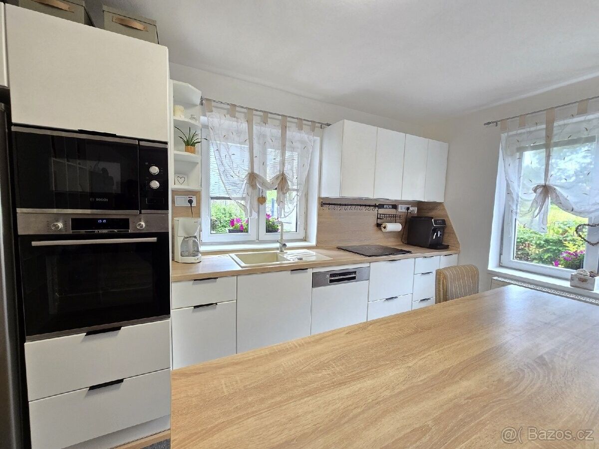 Prodej rodinný dům - Bruntál, 792 01