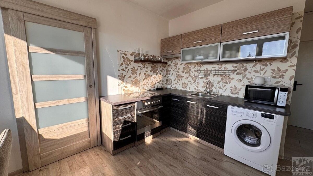 Pronájem byt - Jablonec nad Nisou, 466 01