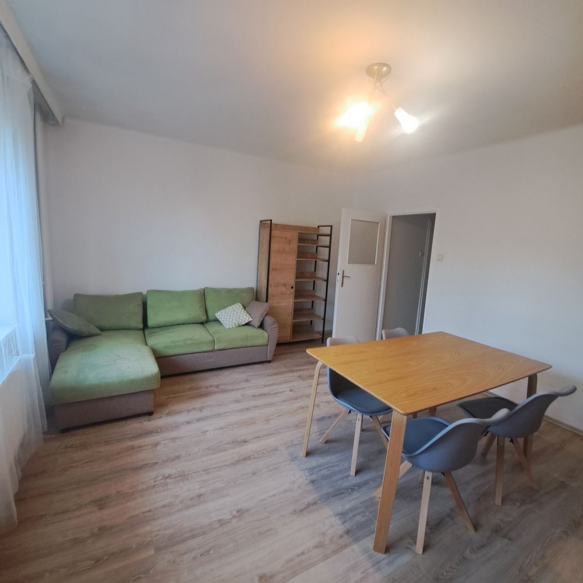 2+kk, Na Balkáně, Praha - Žižkov, 40 m² - 1