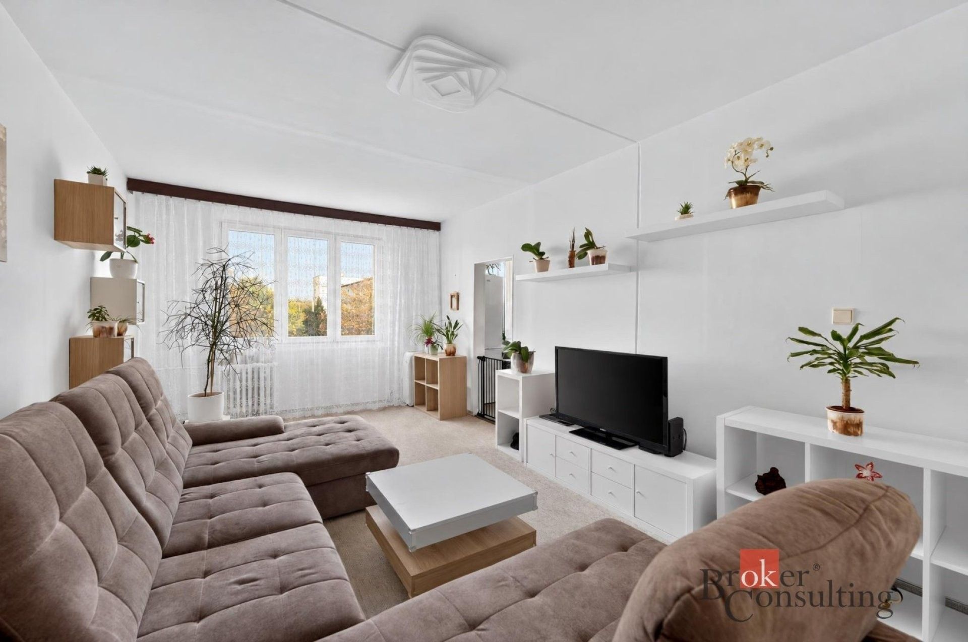 Byt 2+1 · 58 m² · Vejprnická, Plzeň - 3