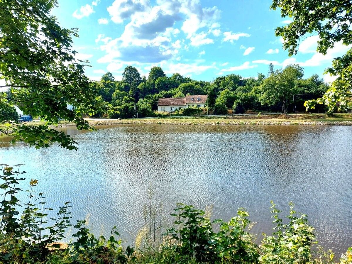 Prodej rodinný dům - Budeč, 378 92