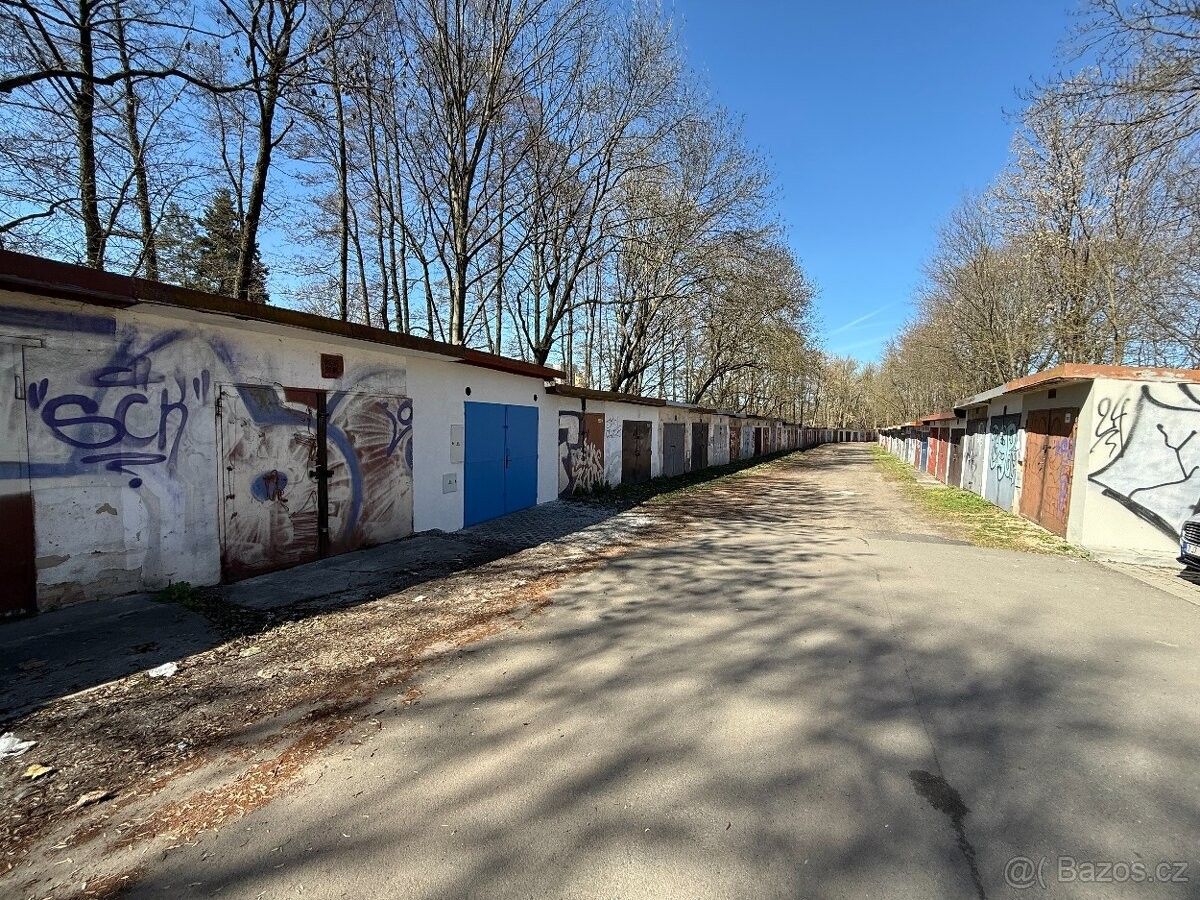 Garáže, Jihlava, 586 01 - 2