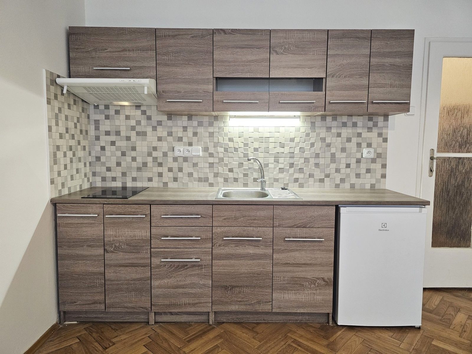 Pronájem byt 1+kk - Řipská, Praha, 28 m²