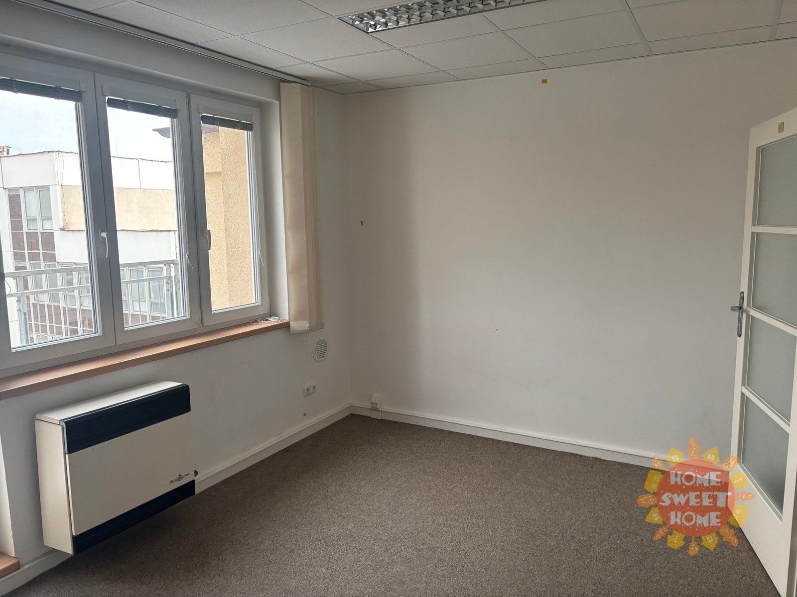 Kanceláře, K Moravině, Praha, 25 m²